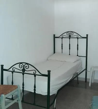 招待所 Jolly 3 Affittacamere-Rental Room 夏卡