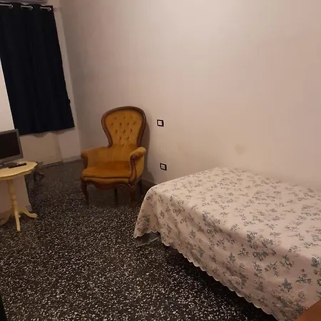 招待所 Jolly 3 Affittacamere-Rental Room